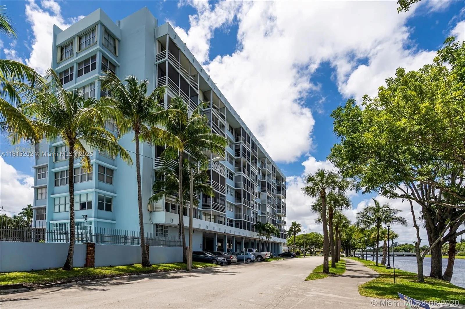 16850 S Glades Dr #8G, North Miami Beach, Florida image 29