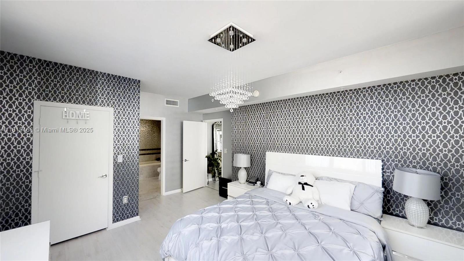 Vizcayne South Condo