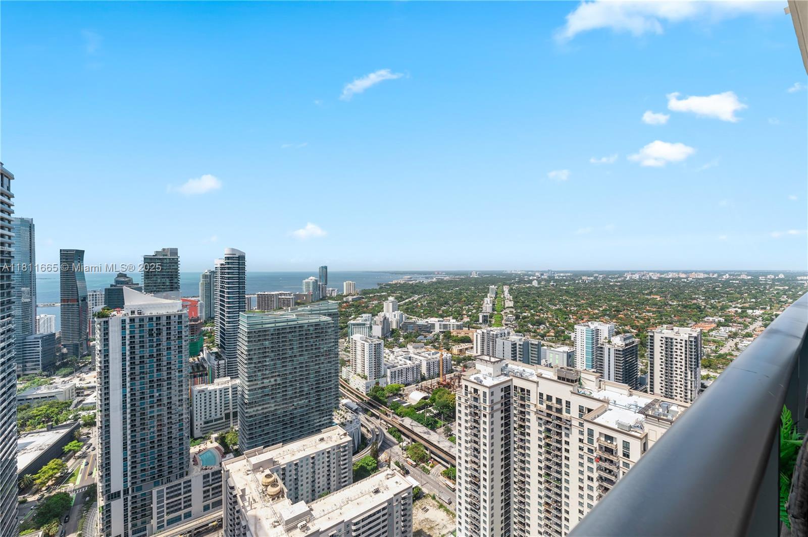 45 SW 9th St #4903, Miami FL 33130