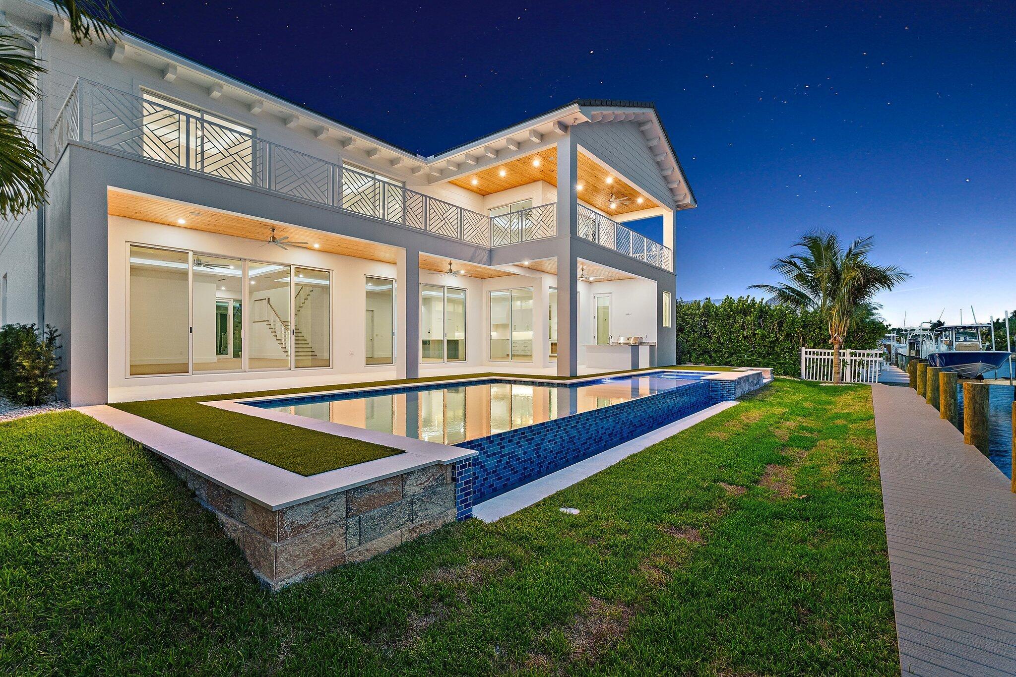 Image to showcase the property located at 20 Tradewinds Circle
