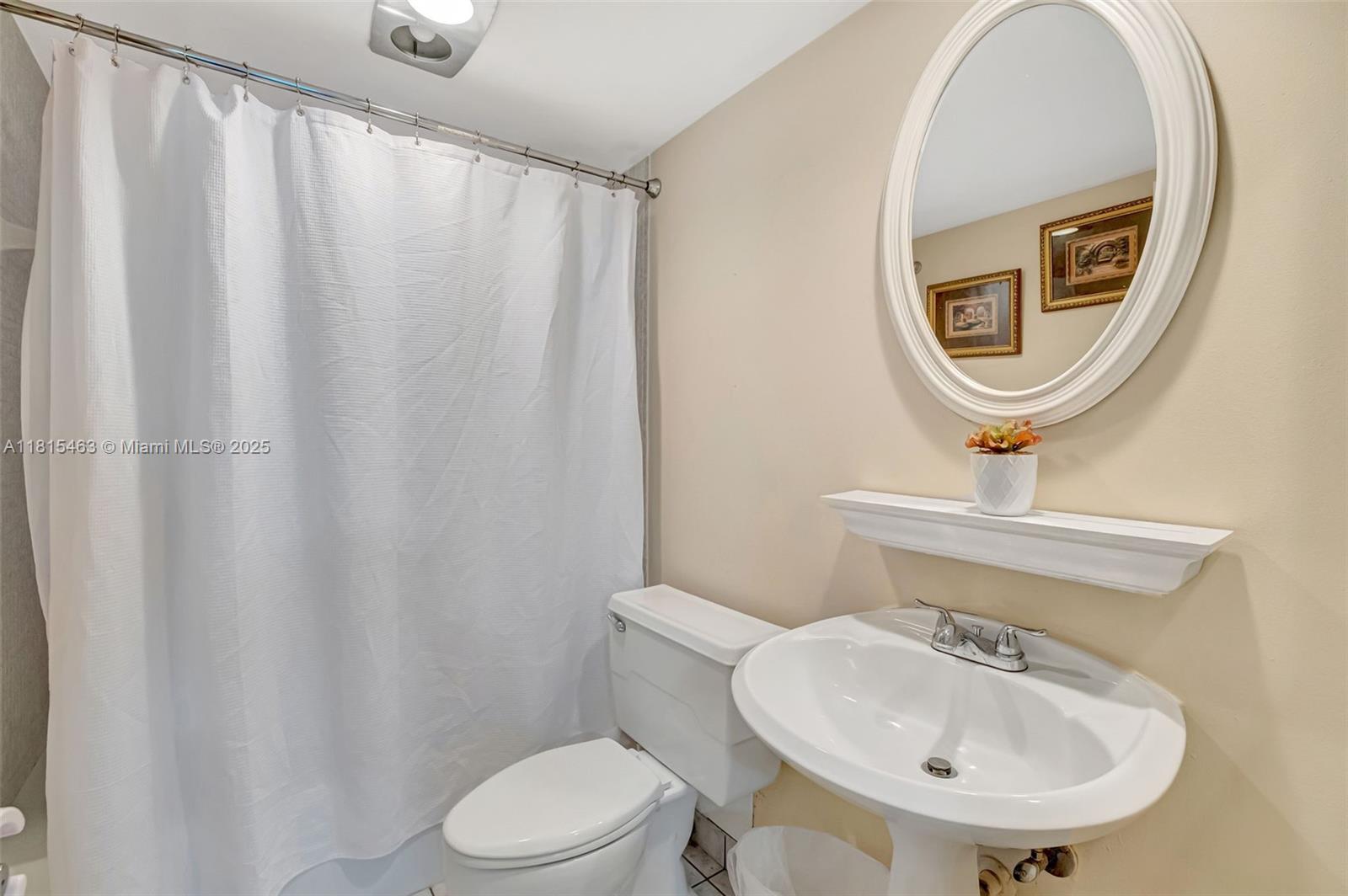 10101 E Bay Harbor Dr #502, Bay Harbor Islands, Florida image 15