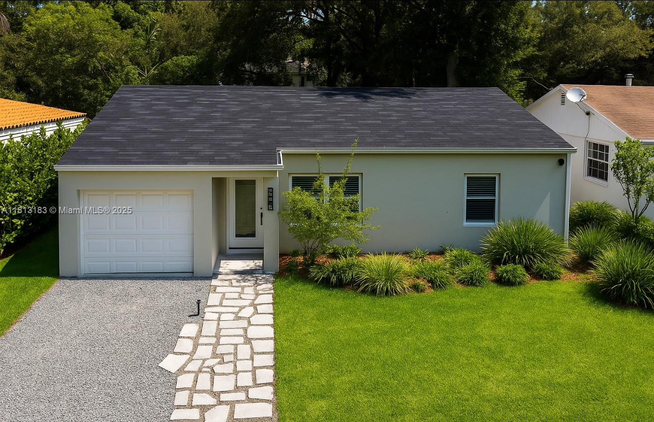 365 NE 87th St, El Portal, Florida image 2