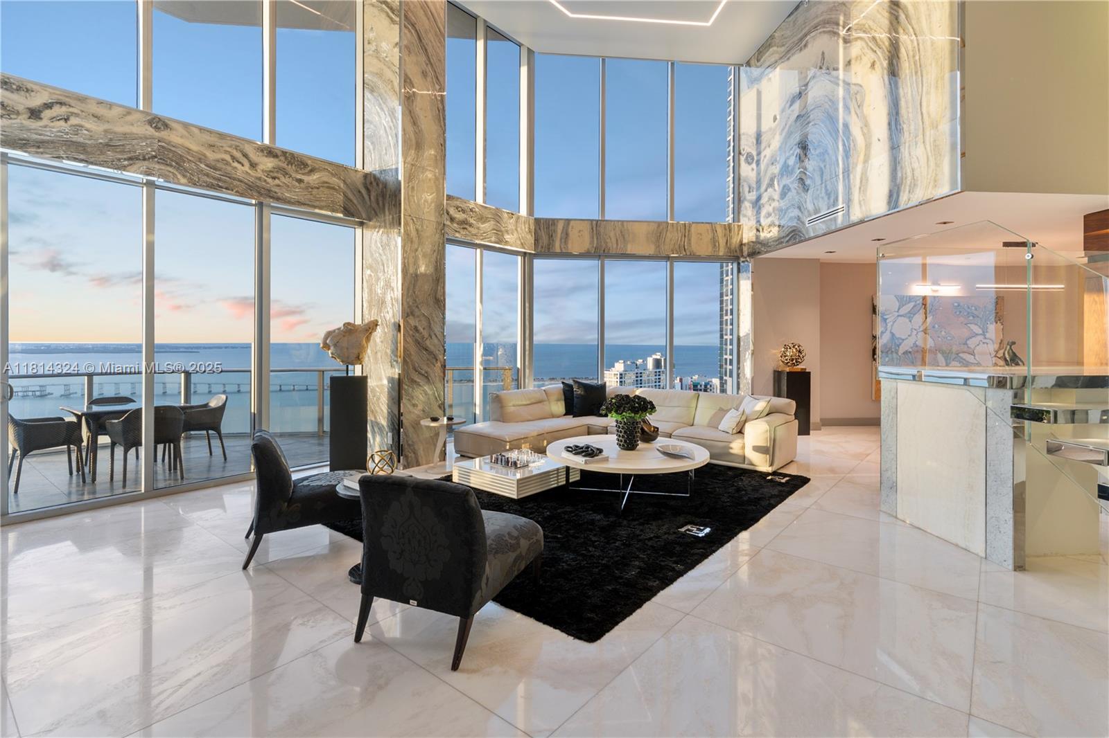 Condo for Sale in Miami, FL