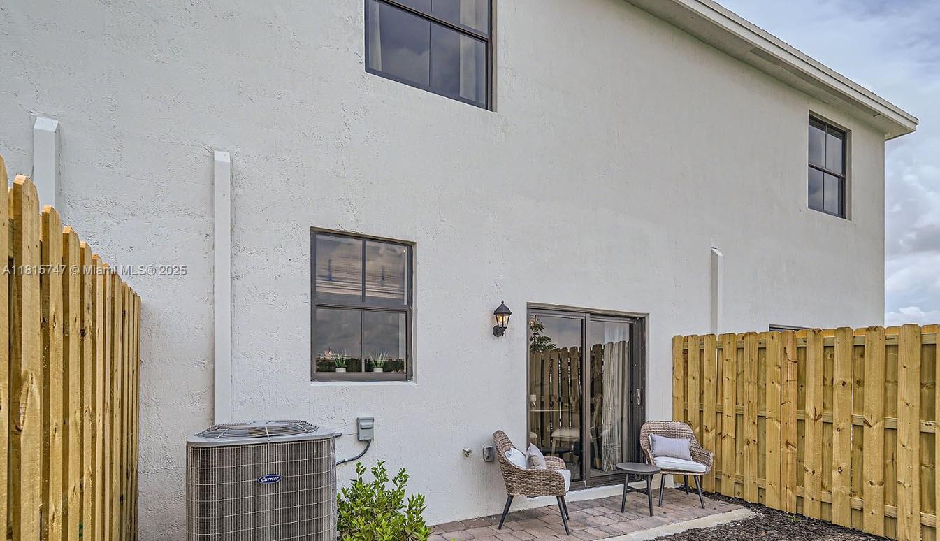 1436 NE 3rd Ave, Florida City, Florida image 22