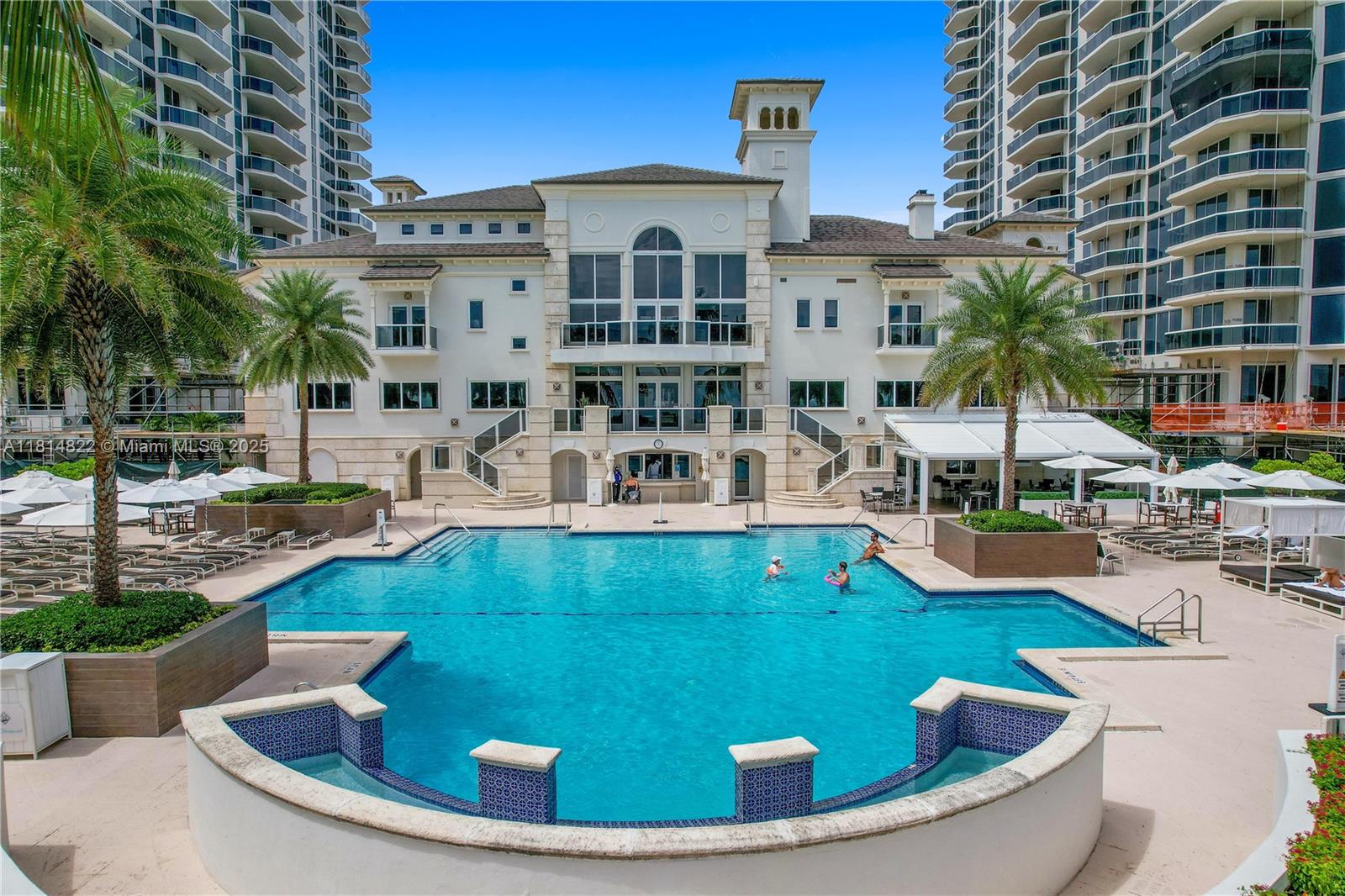 4779 Collins Ave #3801, Miami Beach FL 33140