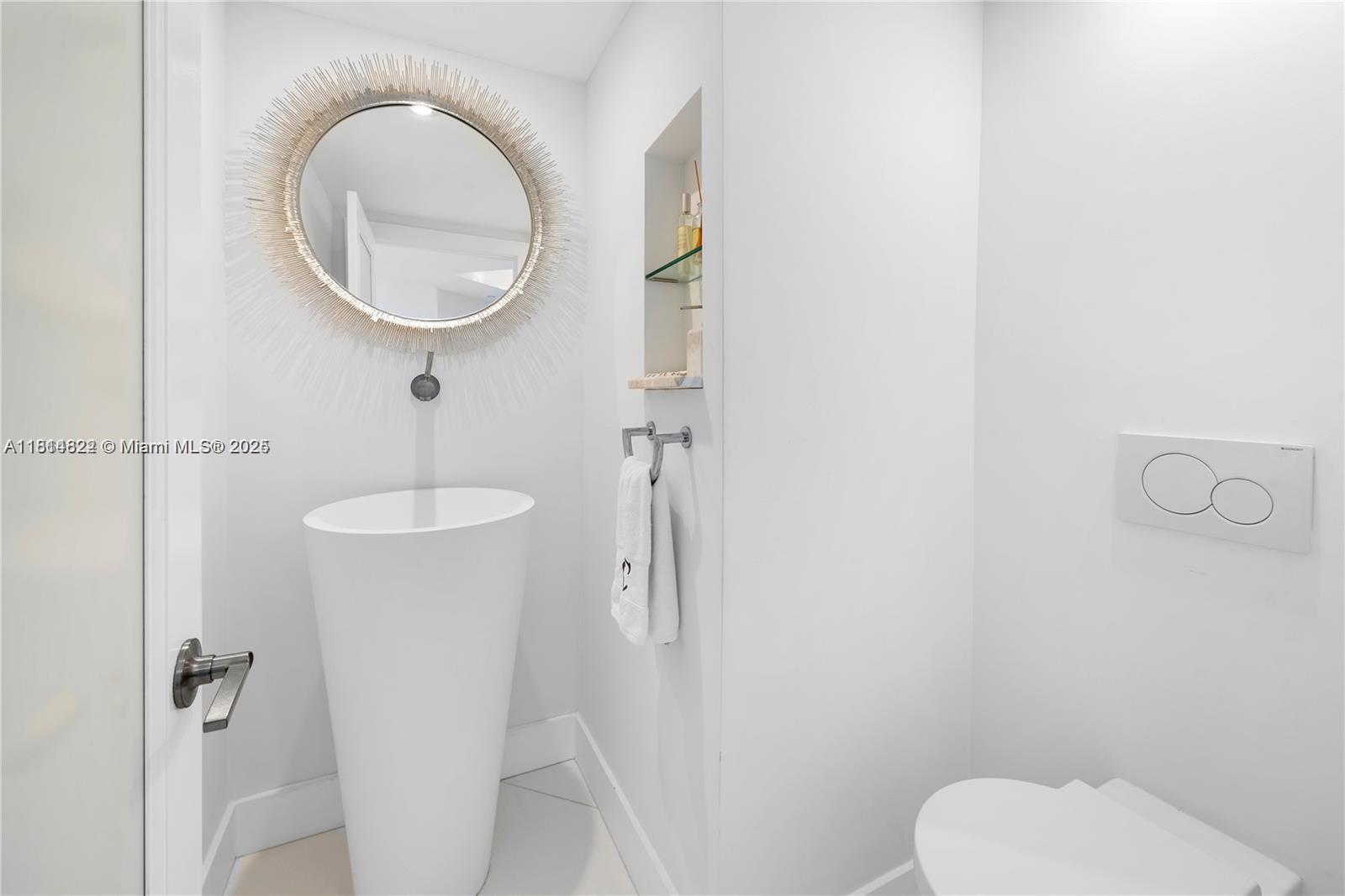 4779 Collins Ave #3801, Miami Beach FL 33140