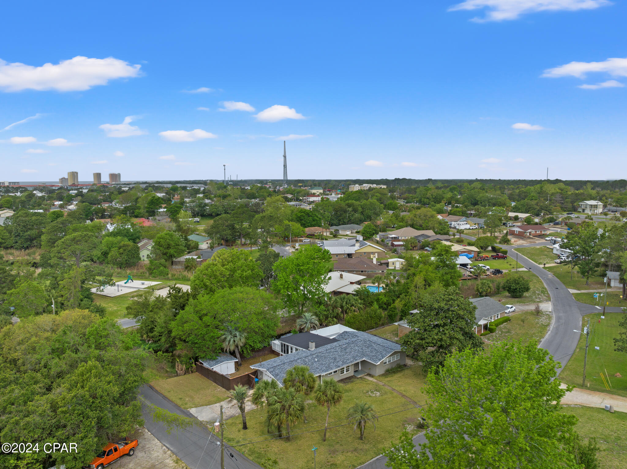 Image 42 For 16401 Castile Avenue