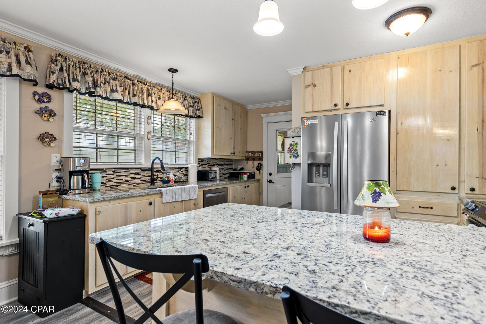 Image 8 For 16401 Castile Avenue