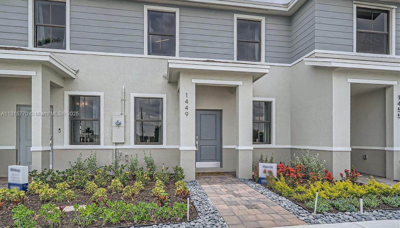 1461 NE 3rd Avenue, Florida City, Florida image 3