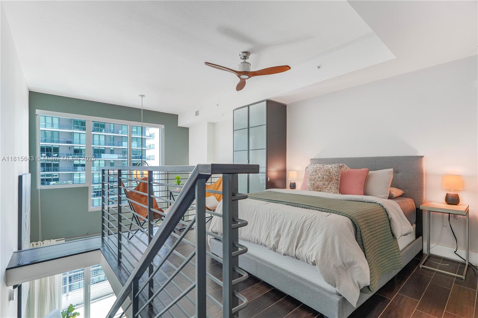 60 SW 13th St #2410, Miami FL 33130