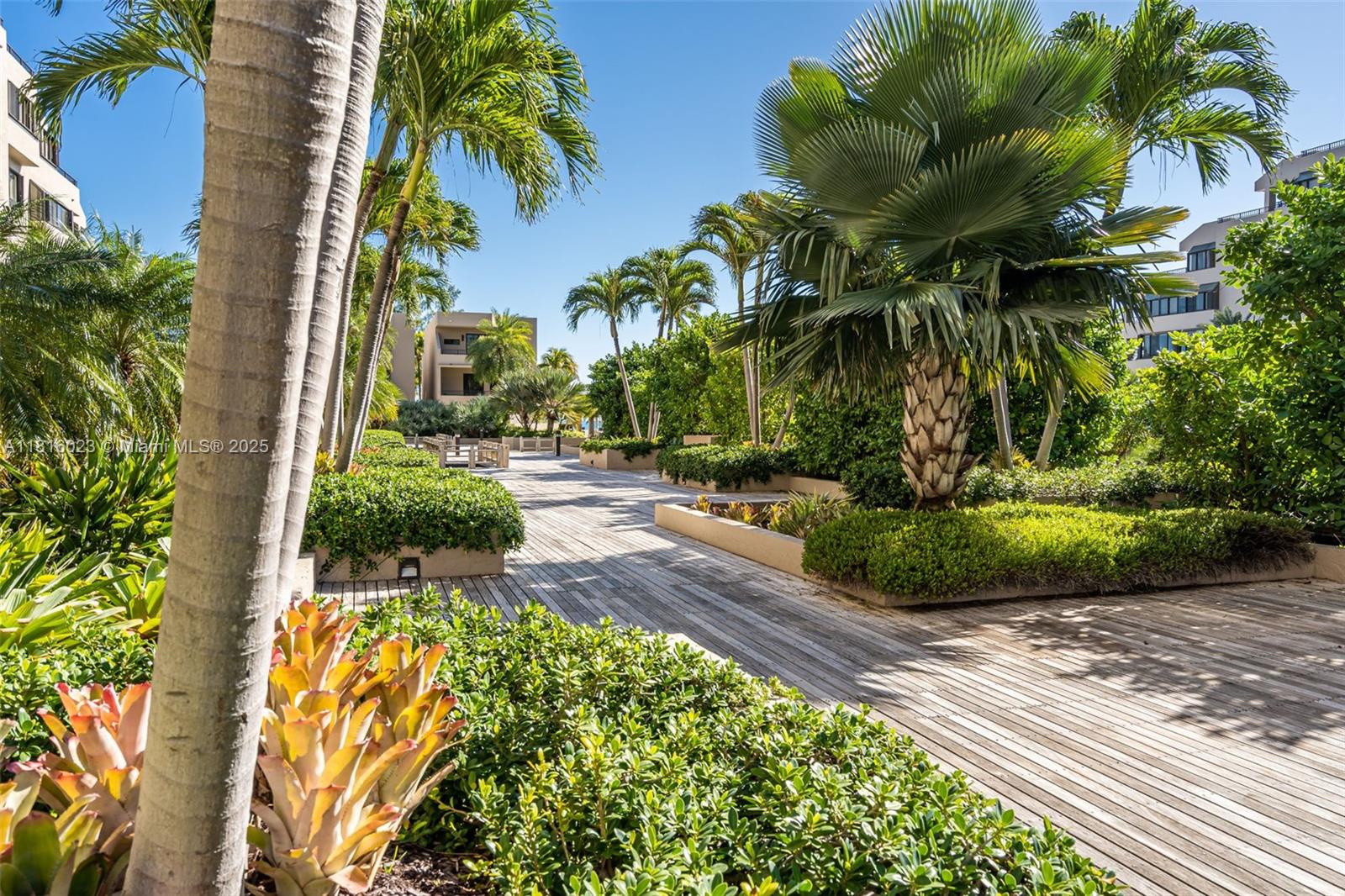 251 Crandon Blvd #1037, Key Biscayne FL 33149