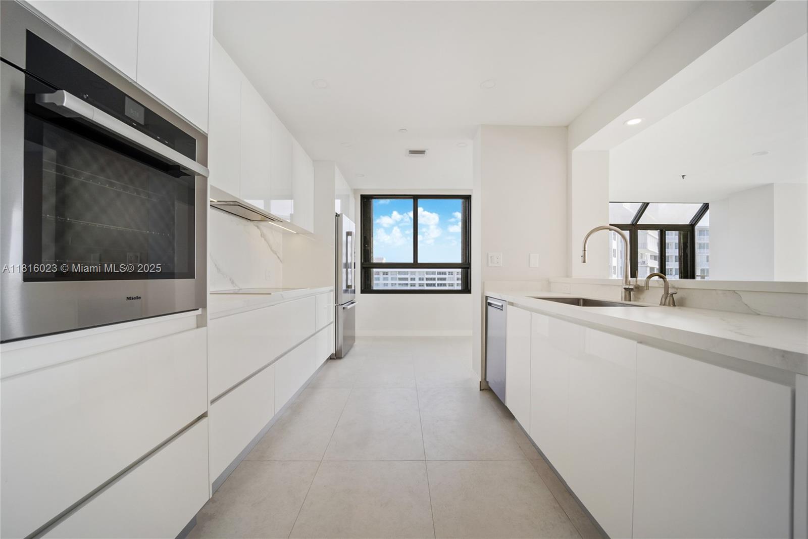 251 Crandon Blvd #1037, Key Biscayne FL 33149