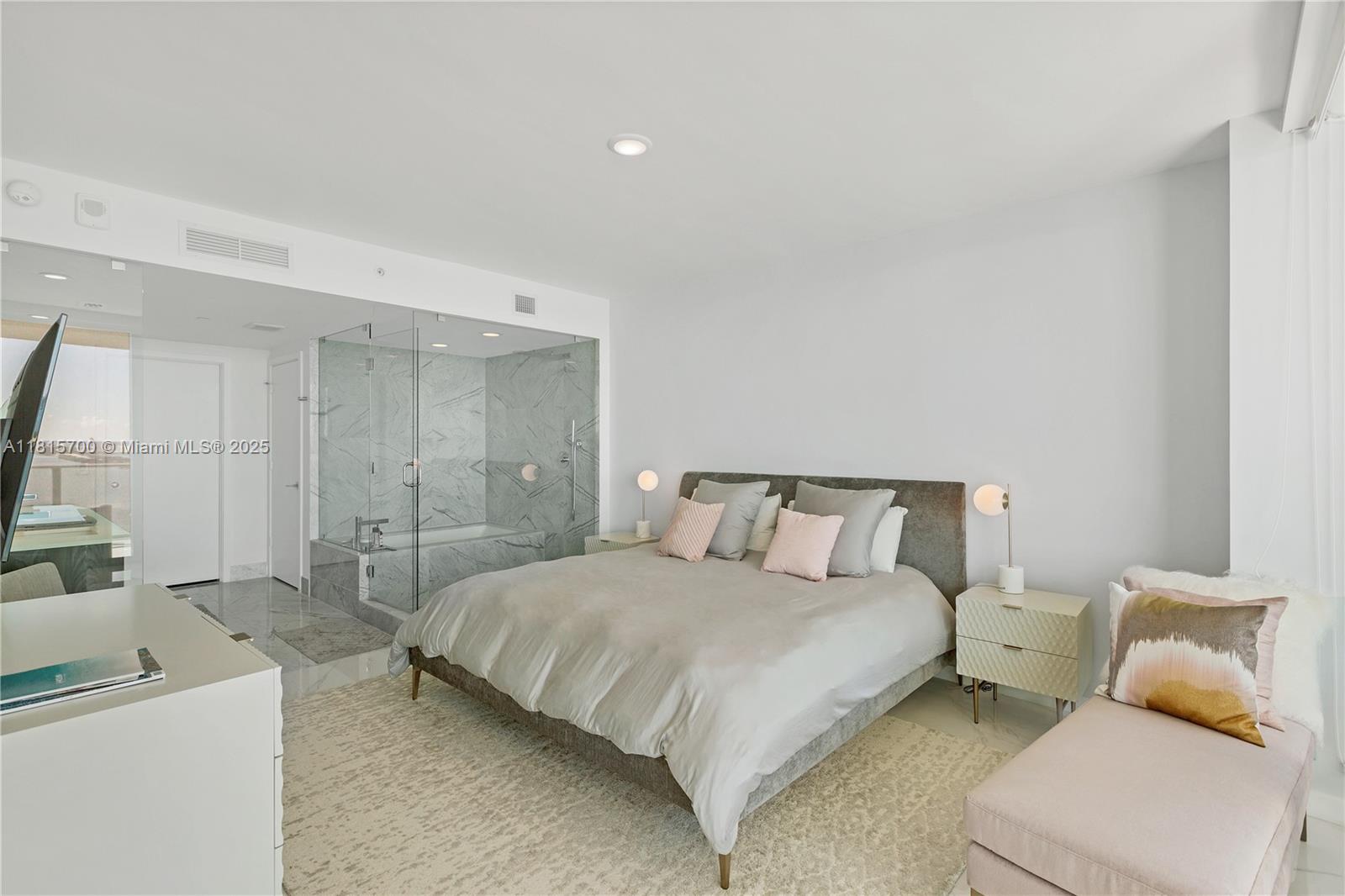 3131 NE 7th Ave #2903, Miami FL 33137