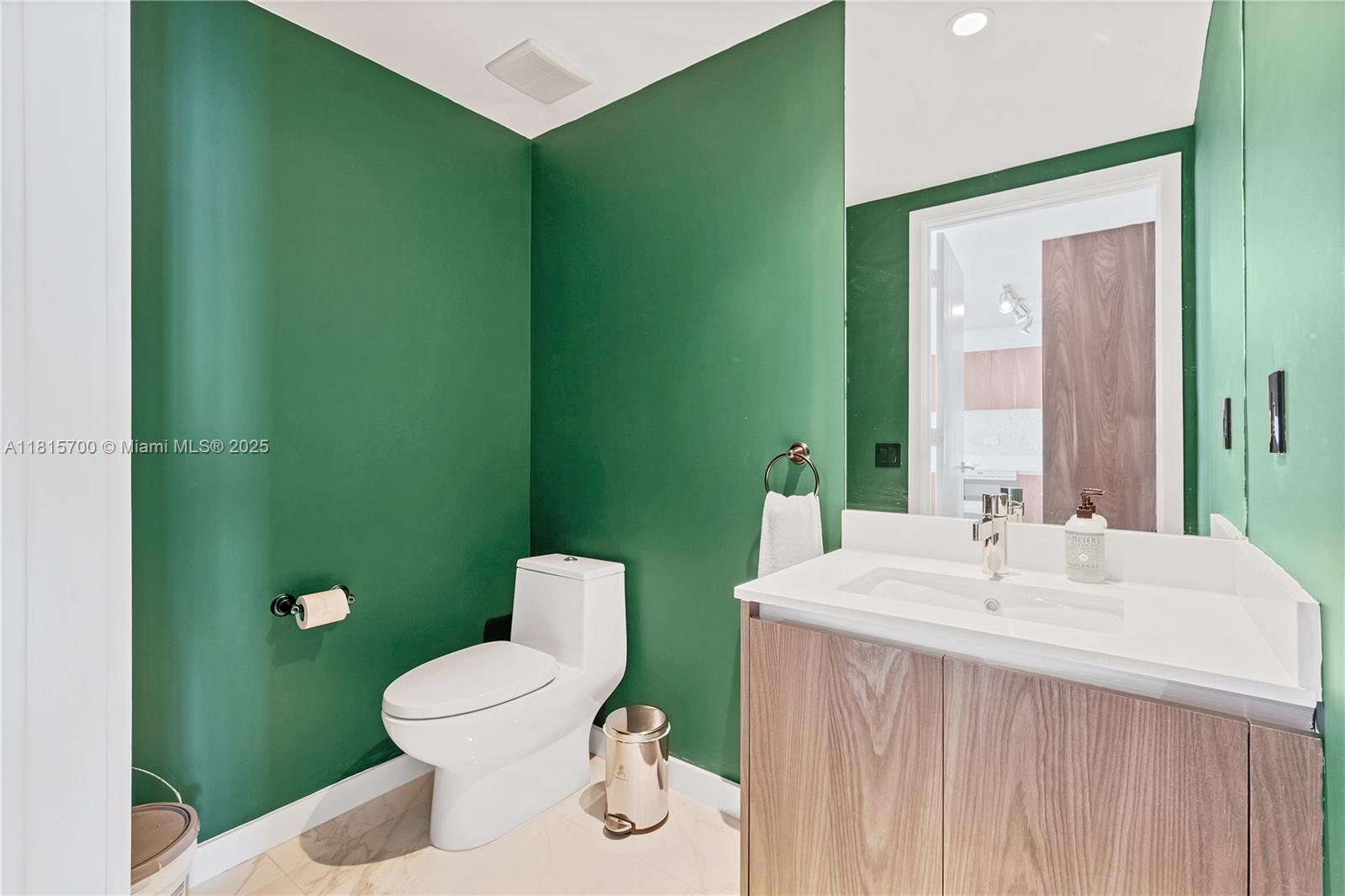 3131 NE 7th Ave #2903, Miami FL 33137