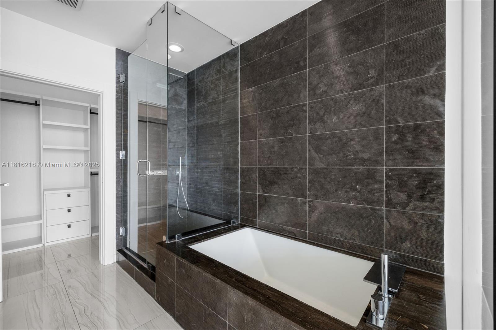 480 NE 31 Street #1801, Miami FL 33137