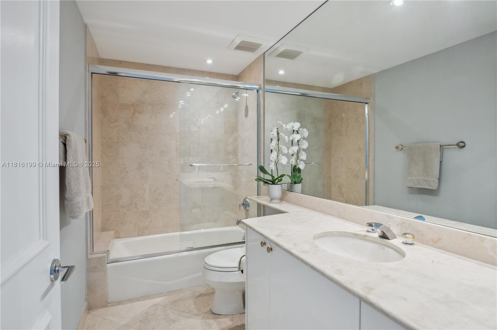 781 Crandon Blvd #1802, Key Biscayne FL 33149