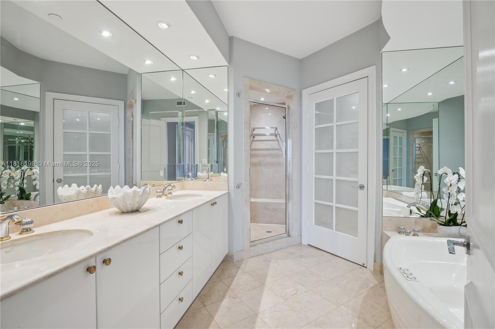 781 Crandon Blvd #1802, Key Biscayne FL 33149