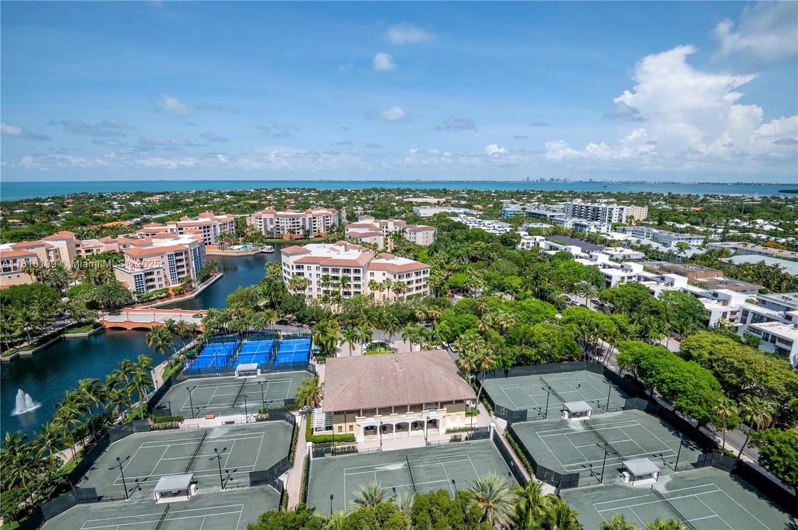 781 Crandon Blvd #1802, Key Biscayne FL 33149