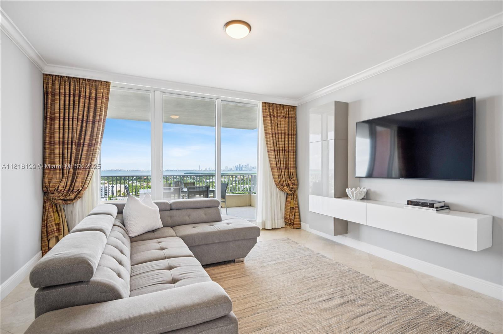 781 Crandon Blvd #1802, Key Biscayne FL 33149
