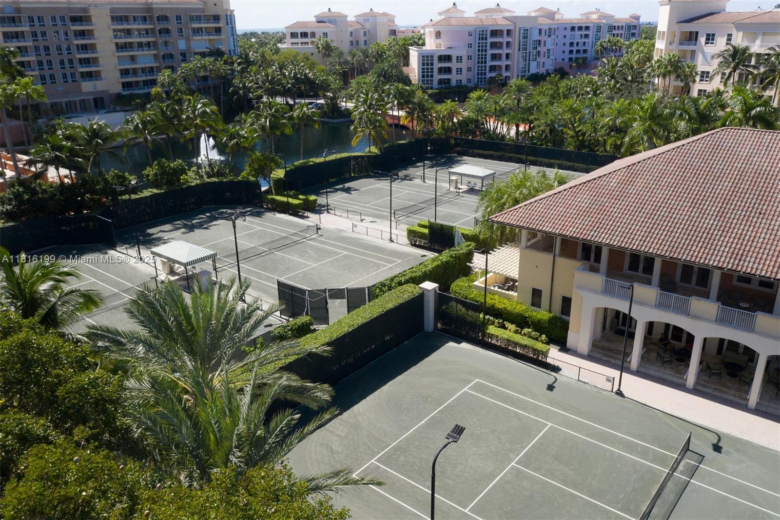 781 Crandon Blvd #1802, Key Biscayne FL 33149
