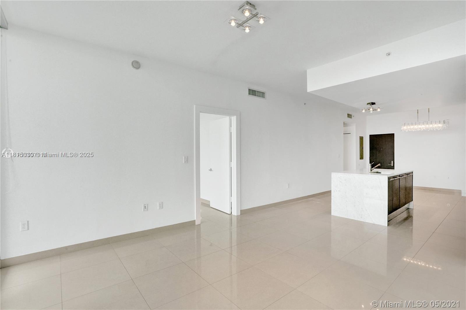900 Biscayne Blvd #1905, Miami FL 33132
