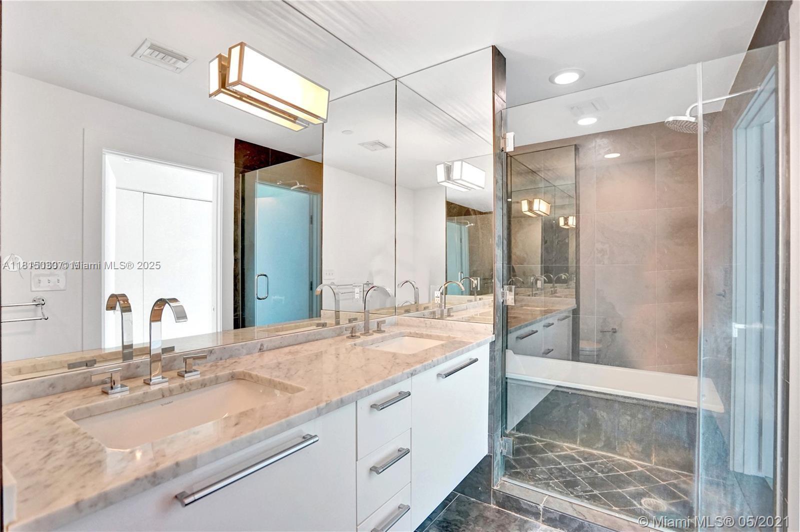 900 Biscayne Blvd #1905, Miami FL 33132