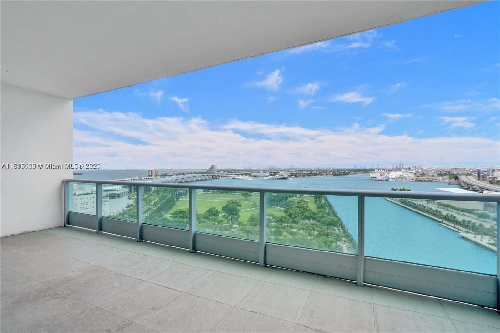 900 Biscayne Blvd #1905, Miami FL 33132