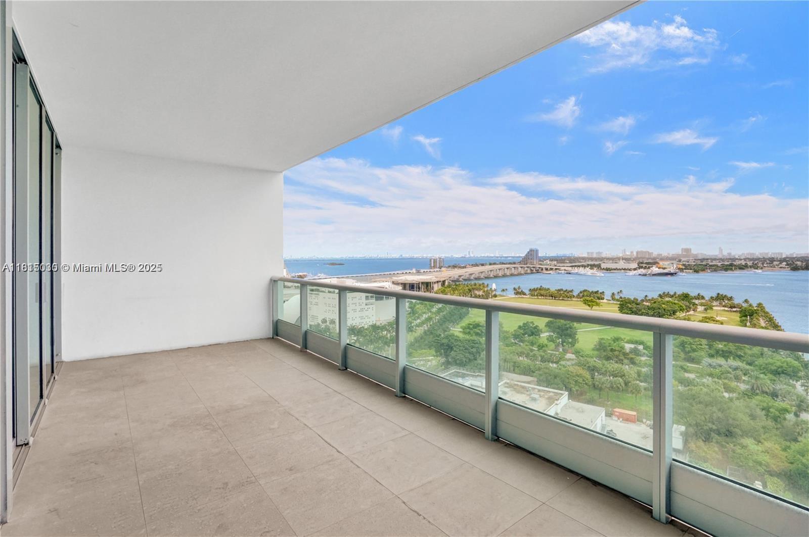 900 Biscayne Blvd #1905, Miami FL 33132