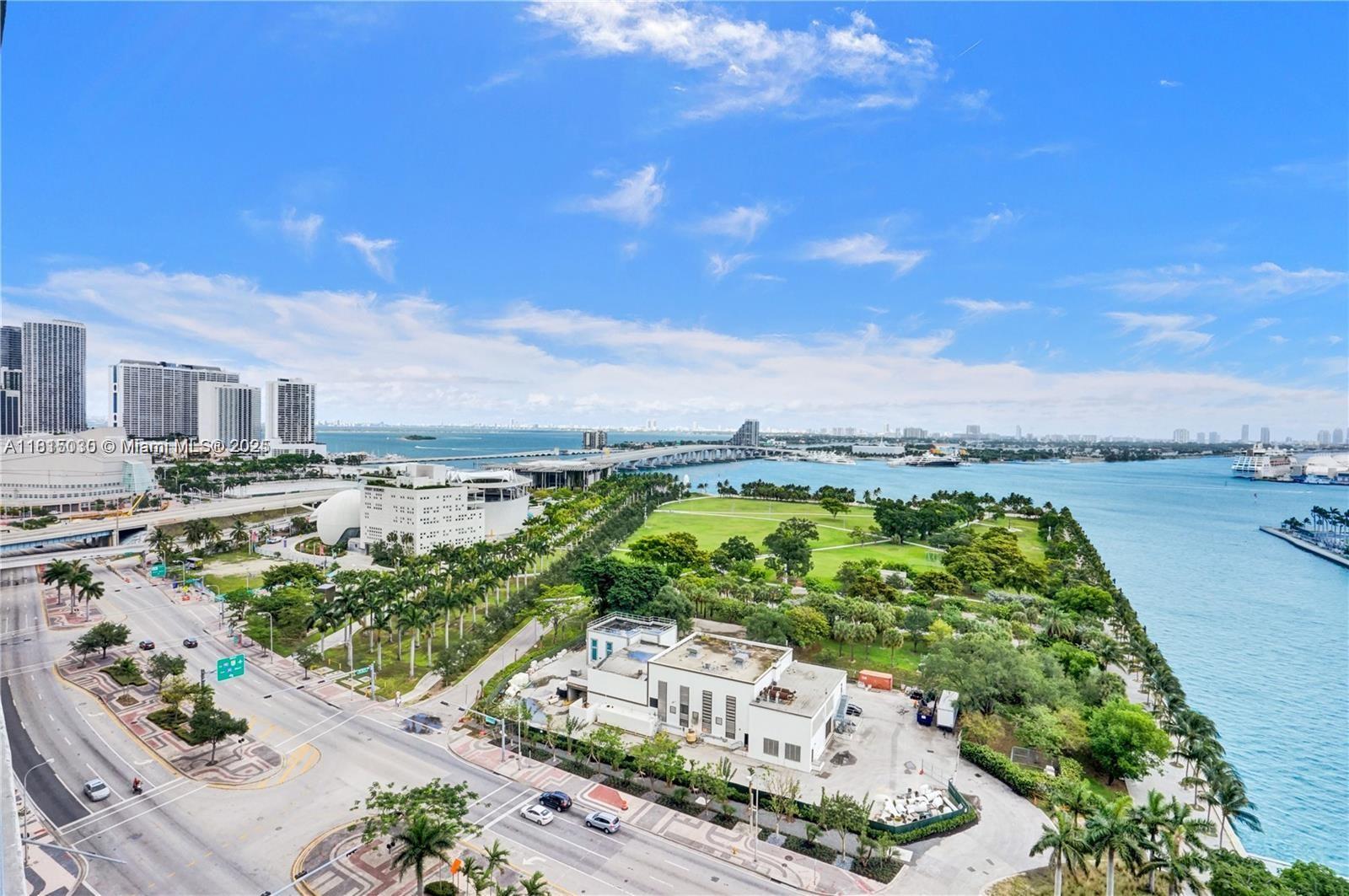 900 Biscayne Blvd #1905, Miami FL 33132
