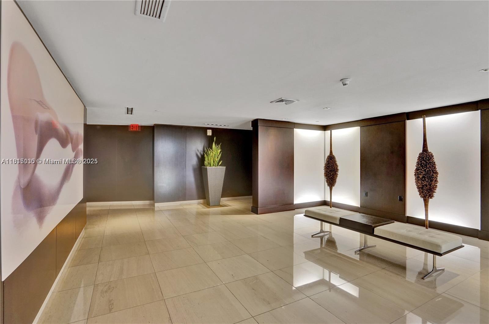 900 Biscayne Blvd #1905, Miami FL 33132