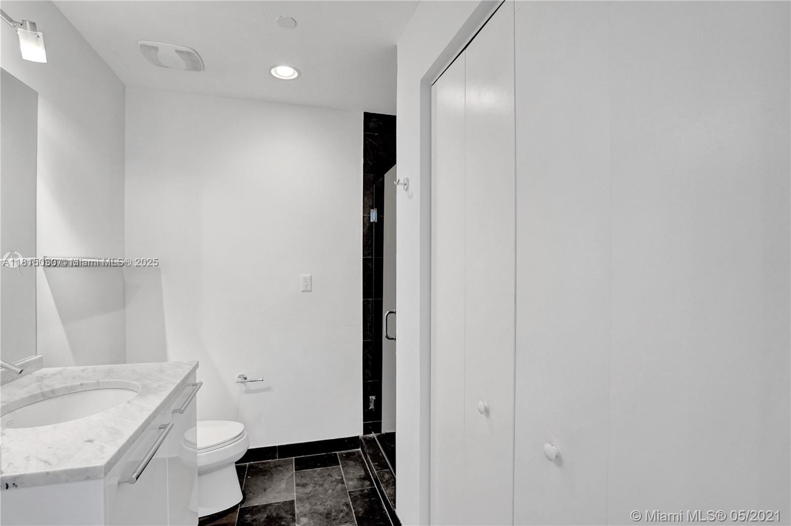 900 Biscayne Blvd #1905, Miami FL 33132