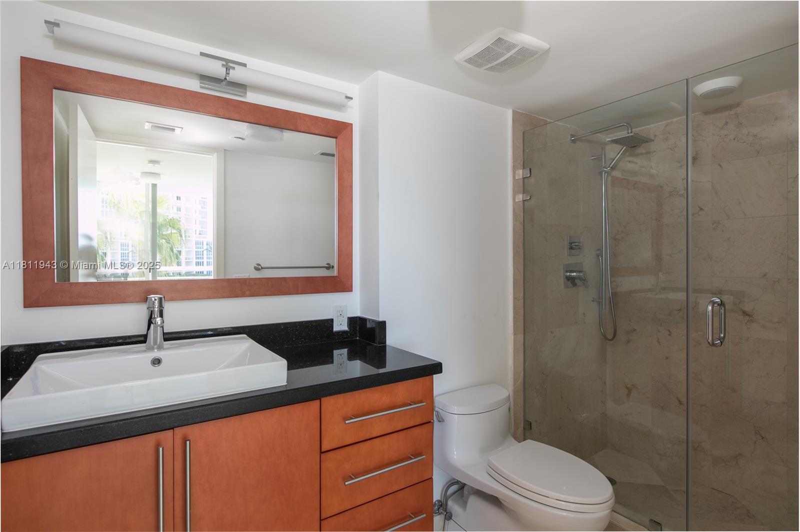 400 S Pointe Dr #606, Miami Beach FL 33139