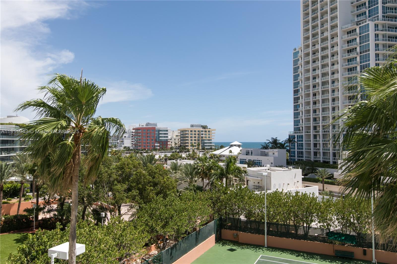 400 S Pointe Dr #606, Miami Beach FL 33139