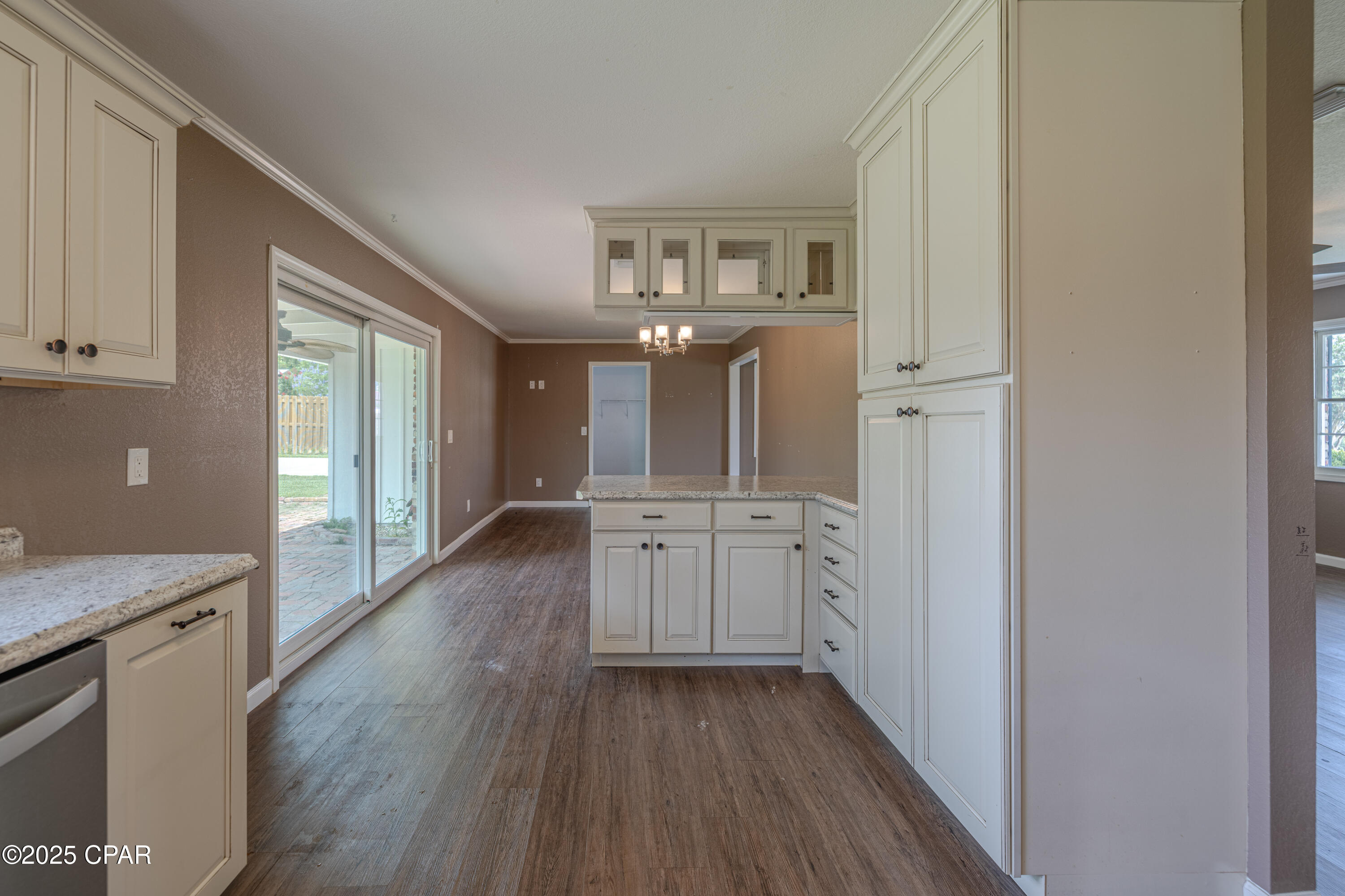 Image 7 For 1202 Tyndall Drive