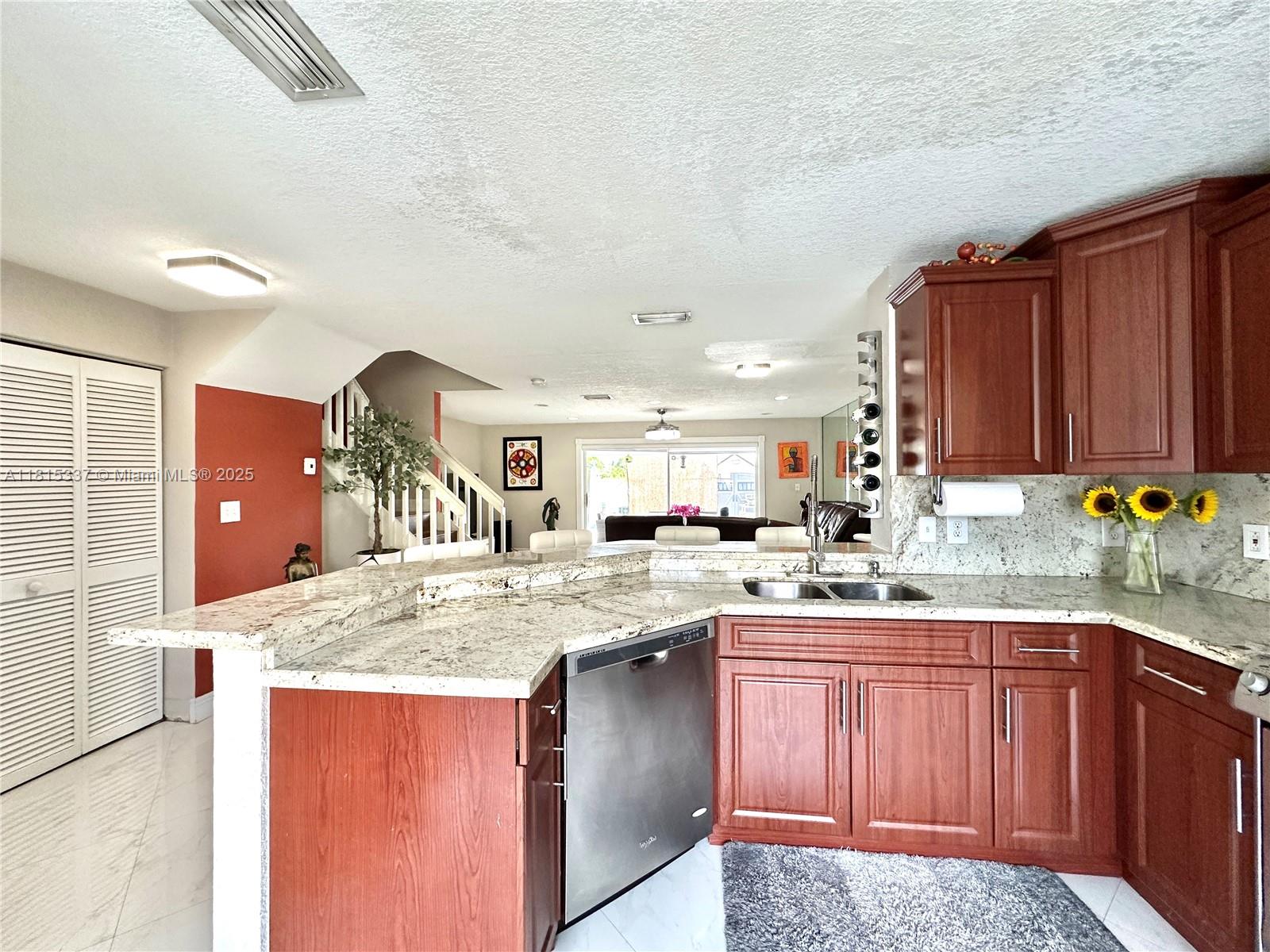 19021 NW 52nd Ct, Miami Gardens, Florida image 12