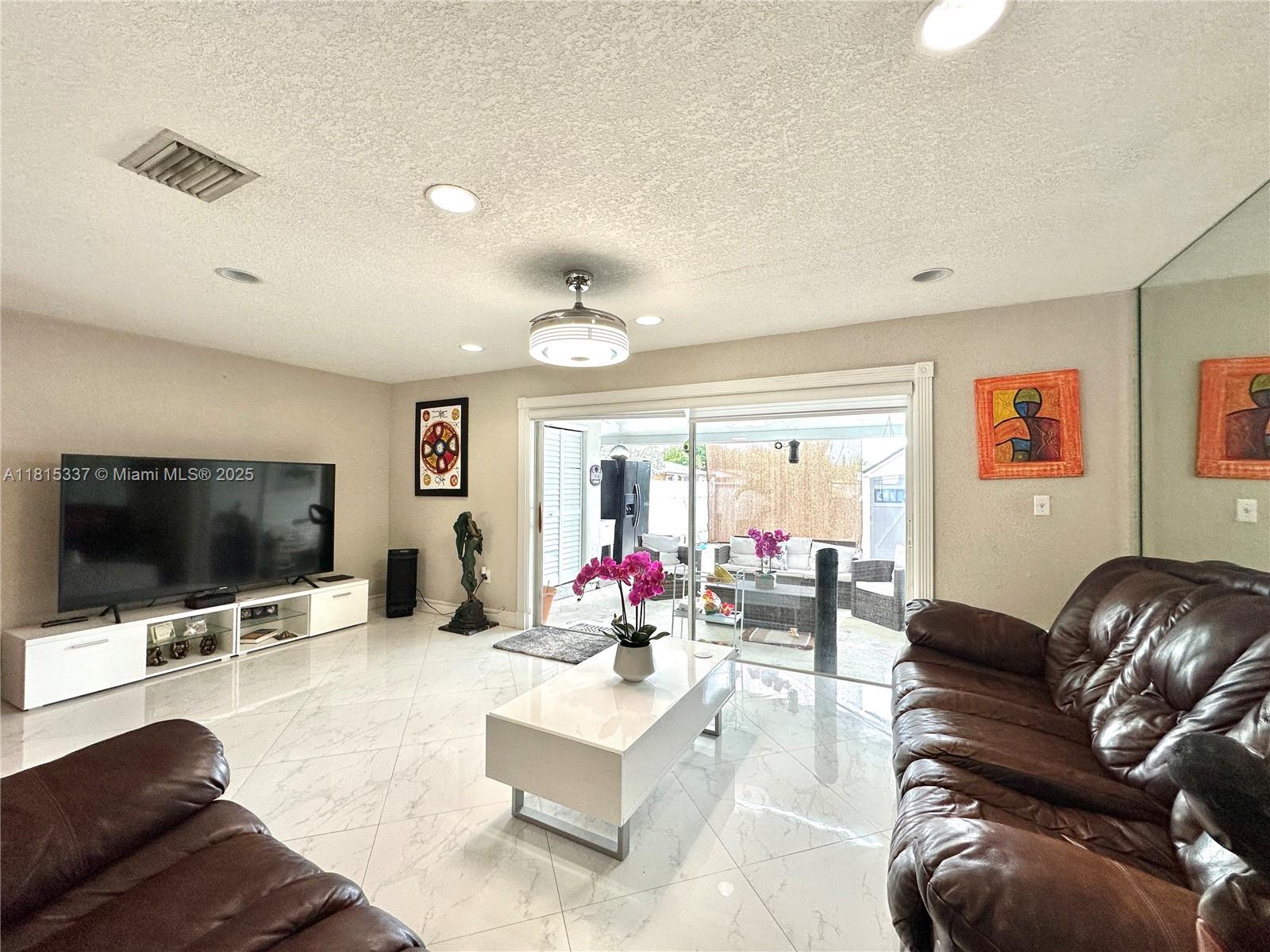 19021 NW 52nd Ct, Miami Gardens, Florida image 7