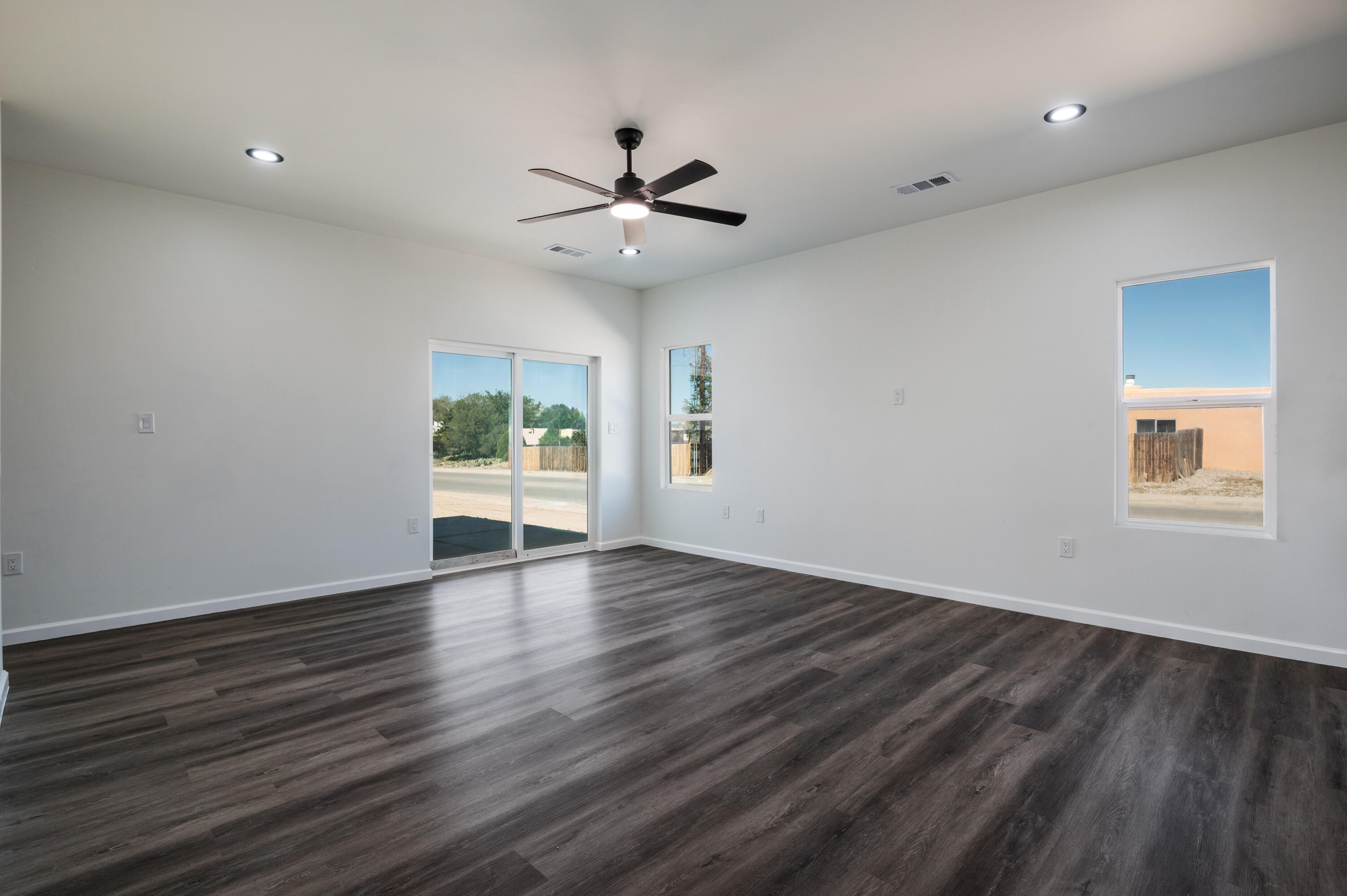 251 Maxine Street NE 