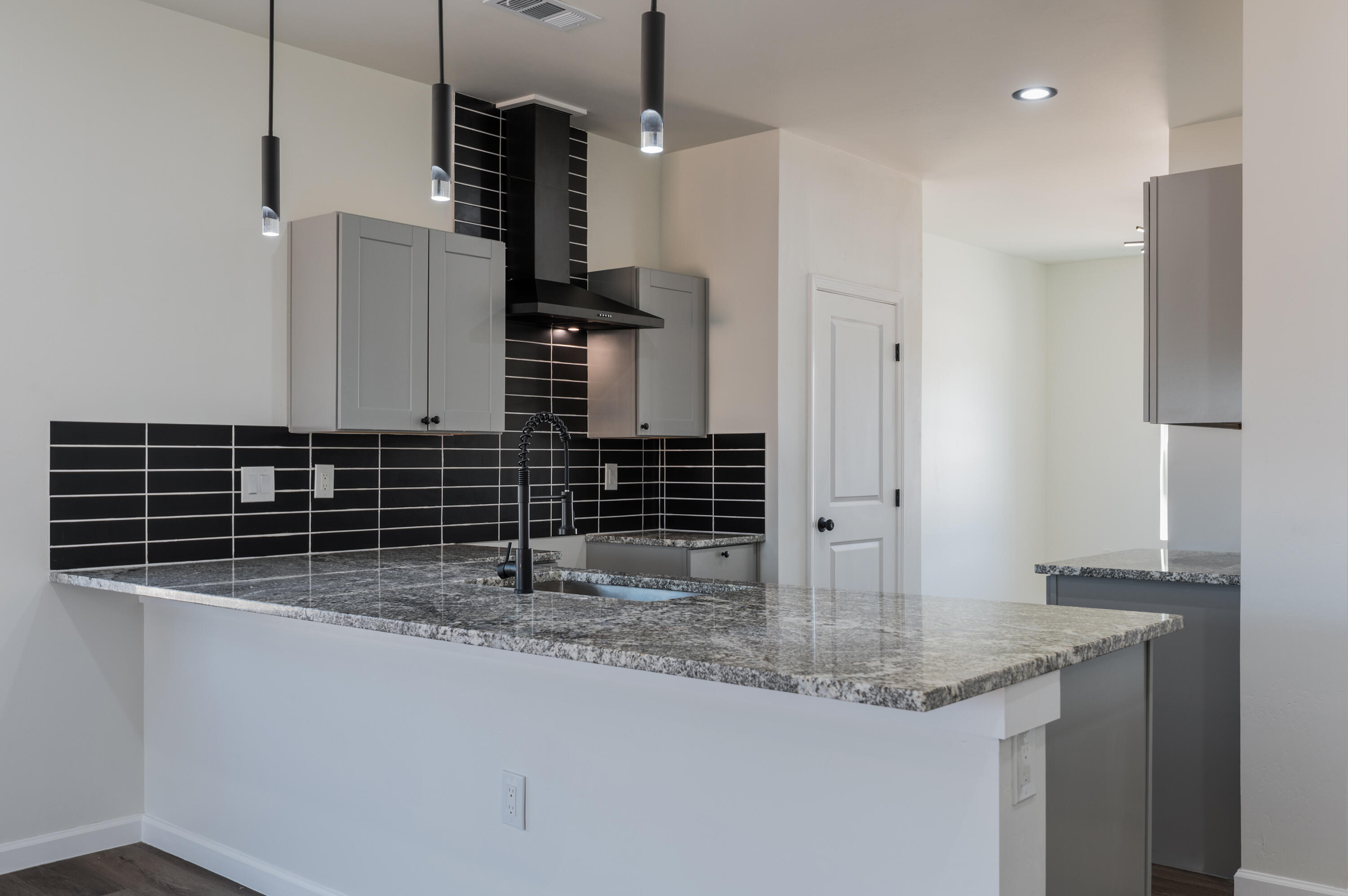 251 Maxine Street NE 