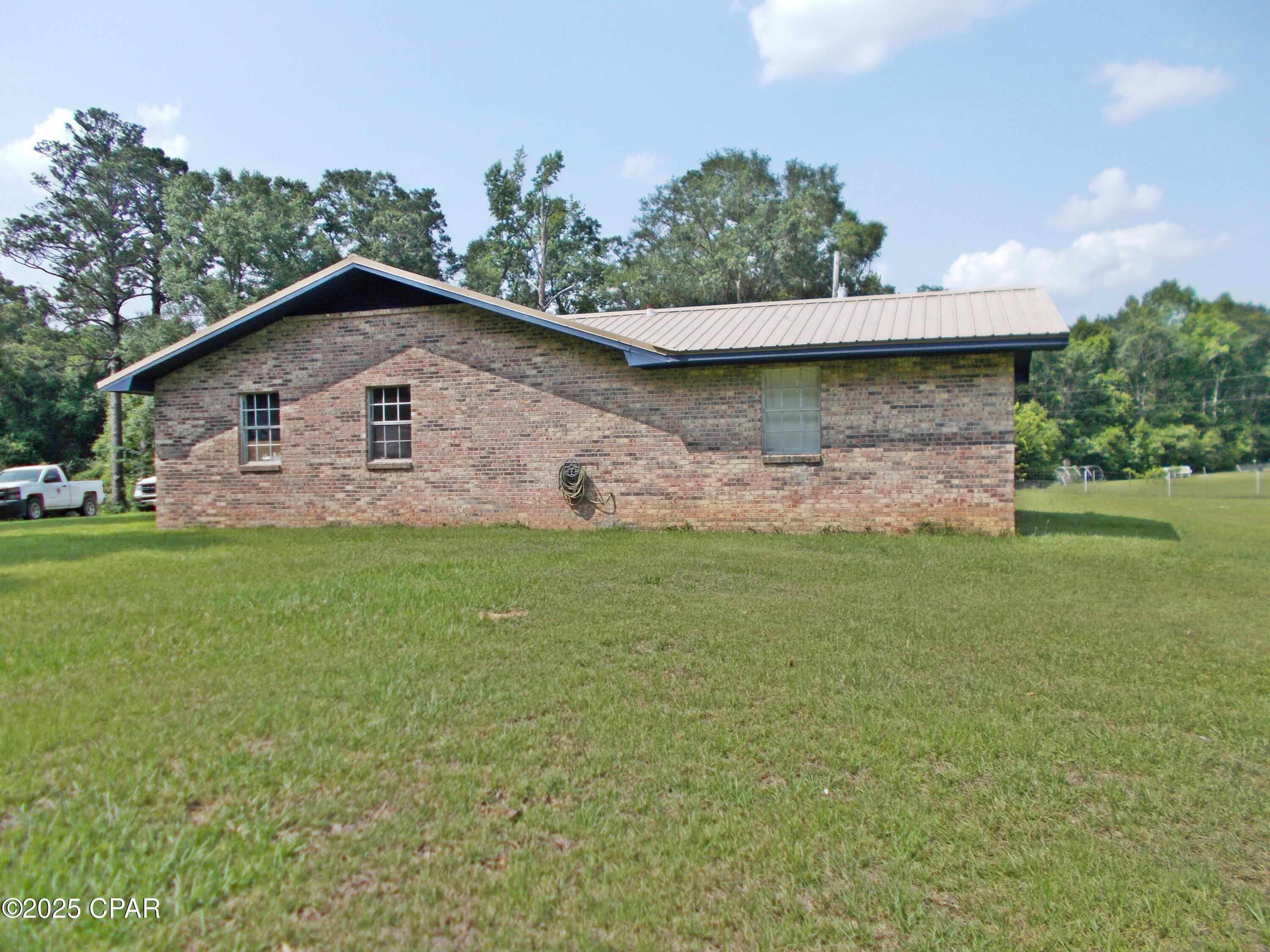 890 Vann Lane, Graceville, Florida image 13