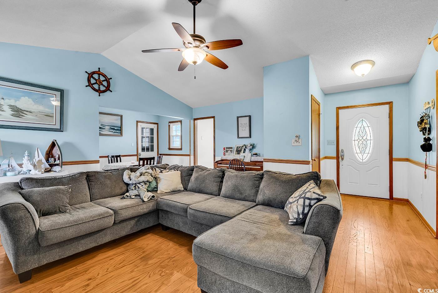 405 Flagstone Dr.