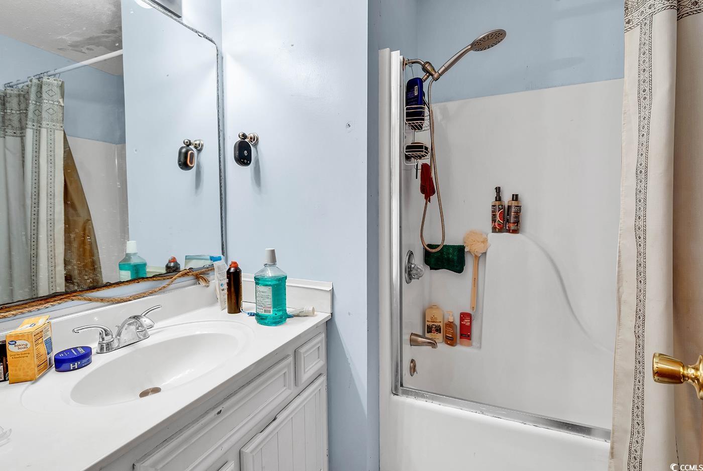 405 Flagstone Dr.