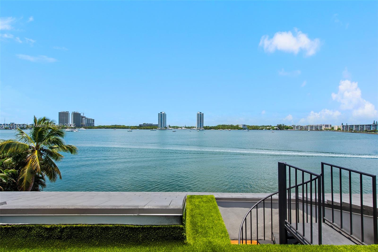 3209 NE 169th St, North Miami Beach, Florida image 4