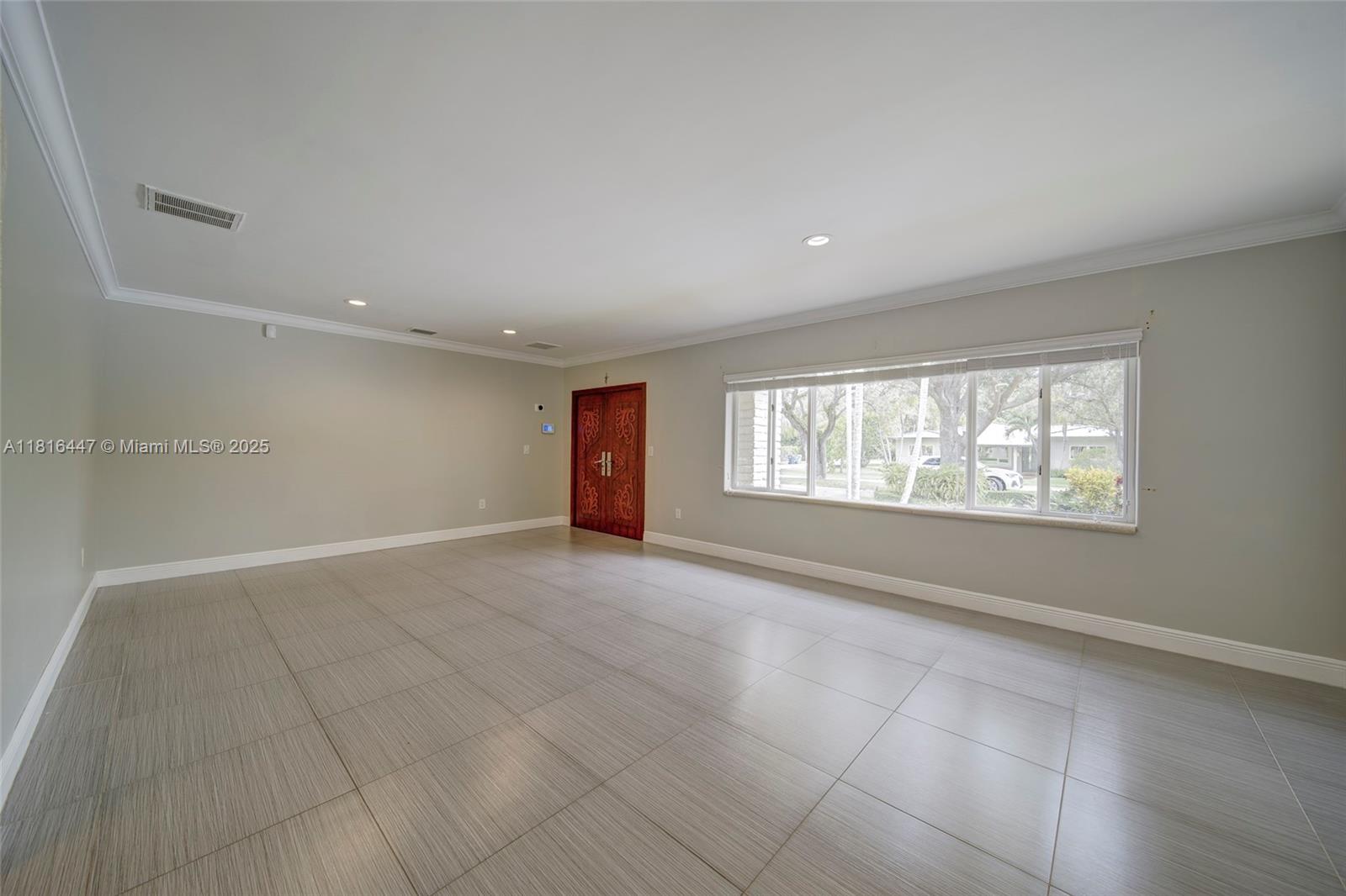 5780 SW 53rd Ter