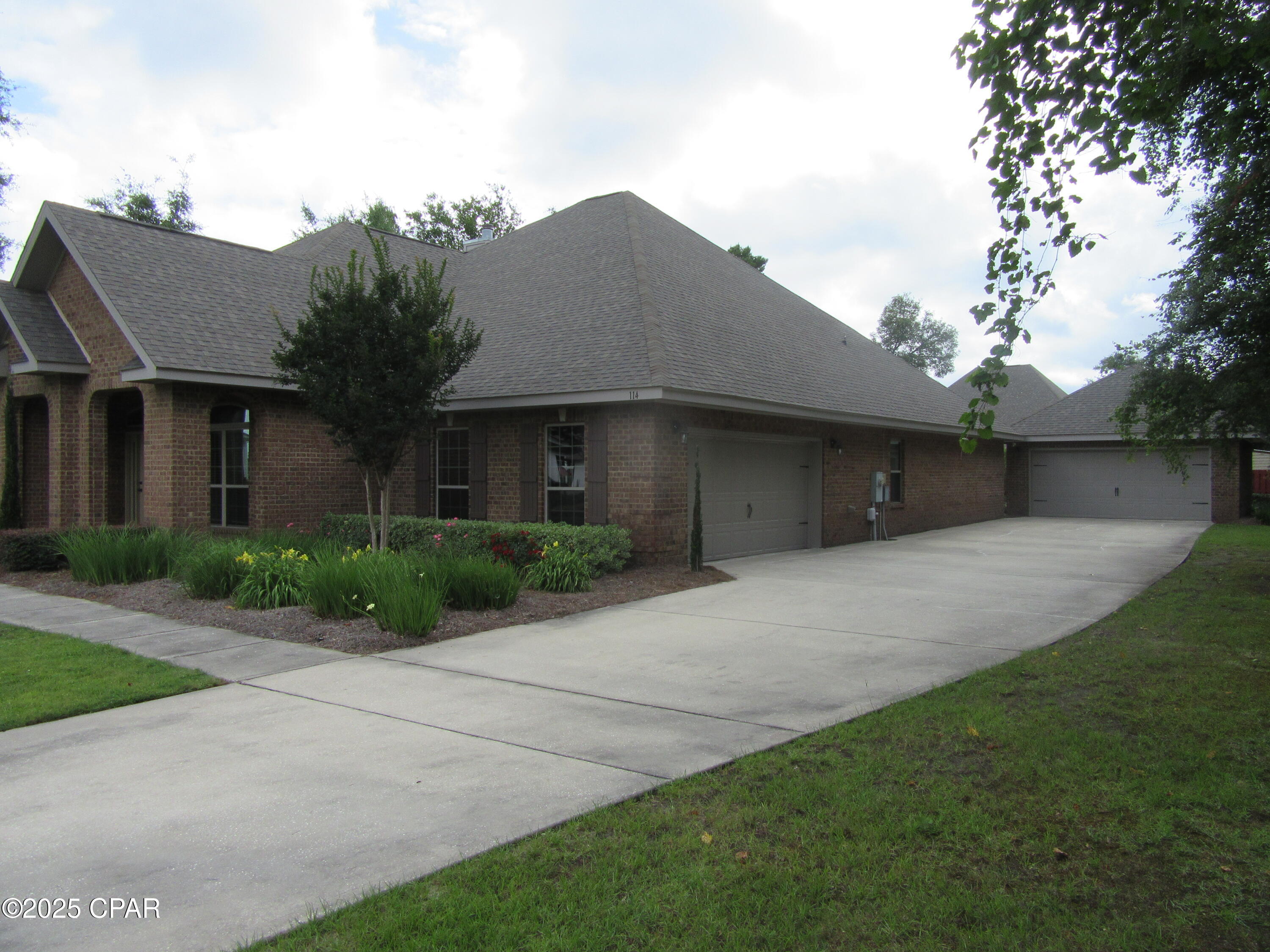 Image 2 For 114 Lake Merial Shores Drive