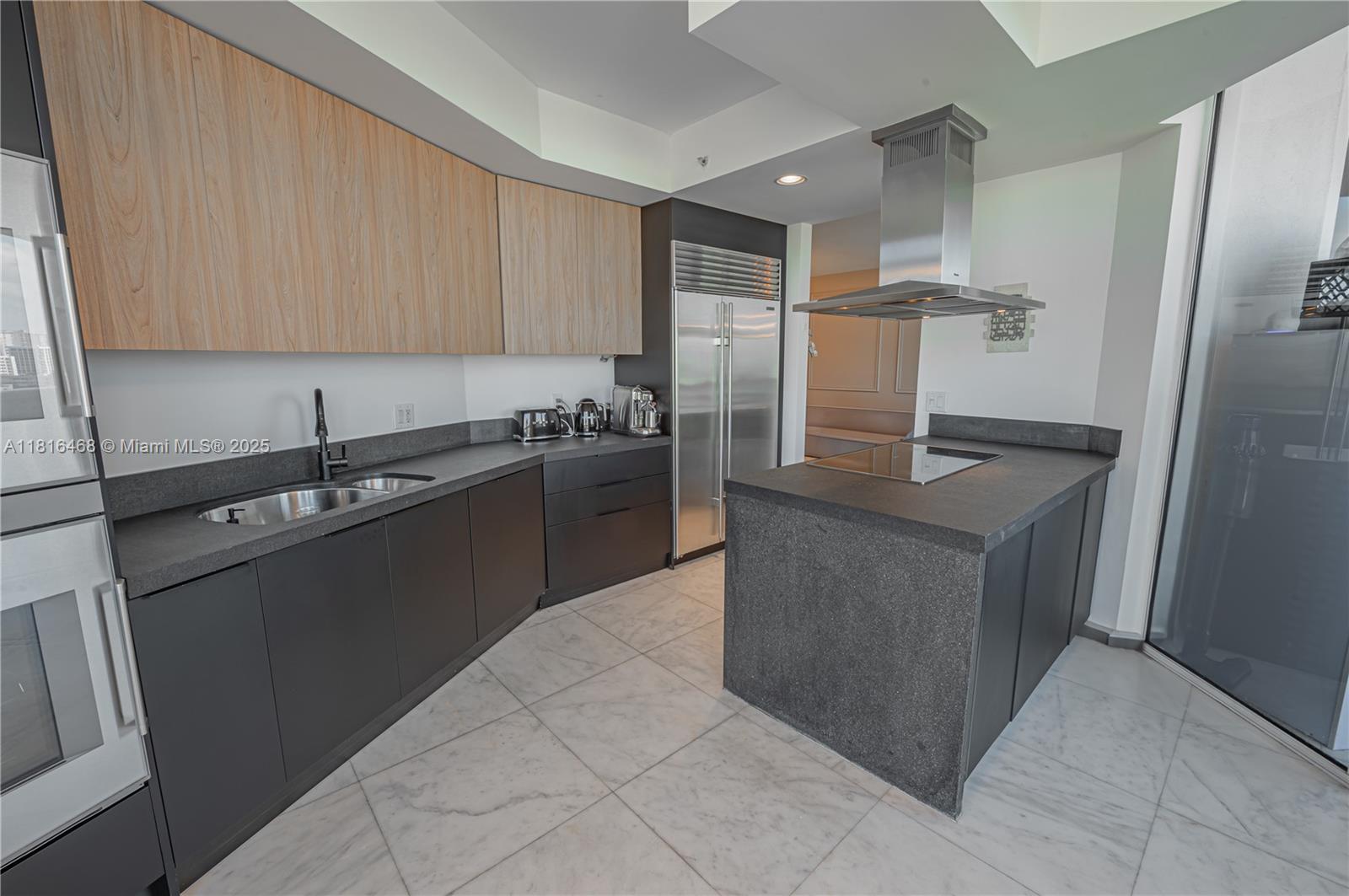 18201 Collins Ave #1201, Sunny Isles Beach FL 33160