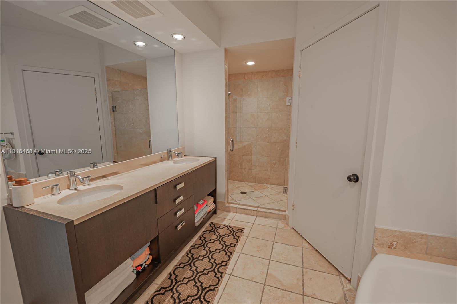 18201 Collins Ave #1201, Sunny Isles Beach FL 33160