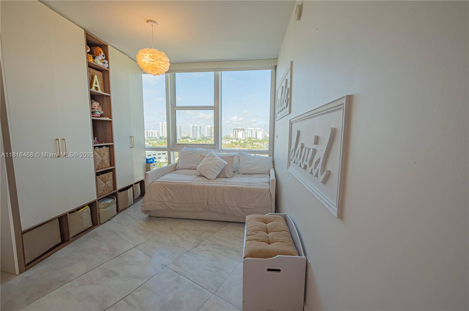 18201 Collins Ave #1201, Sunny Isles Beach FL 33160