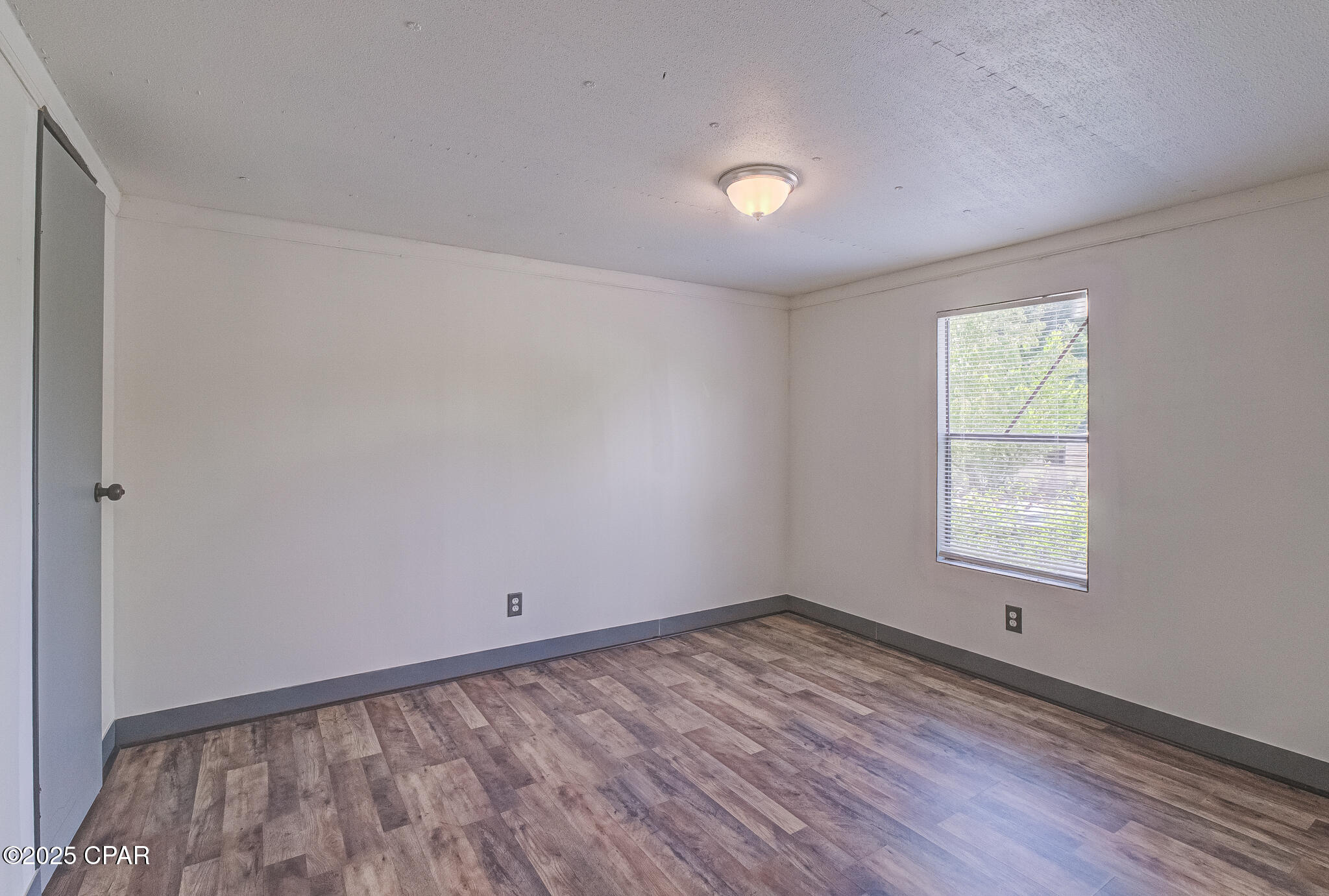 6702 Oakenshaw Drive, Youngstown, Florida image 40