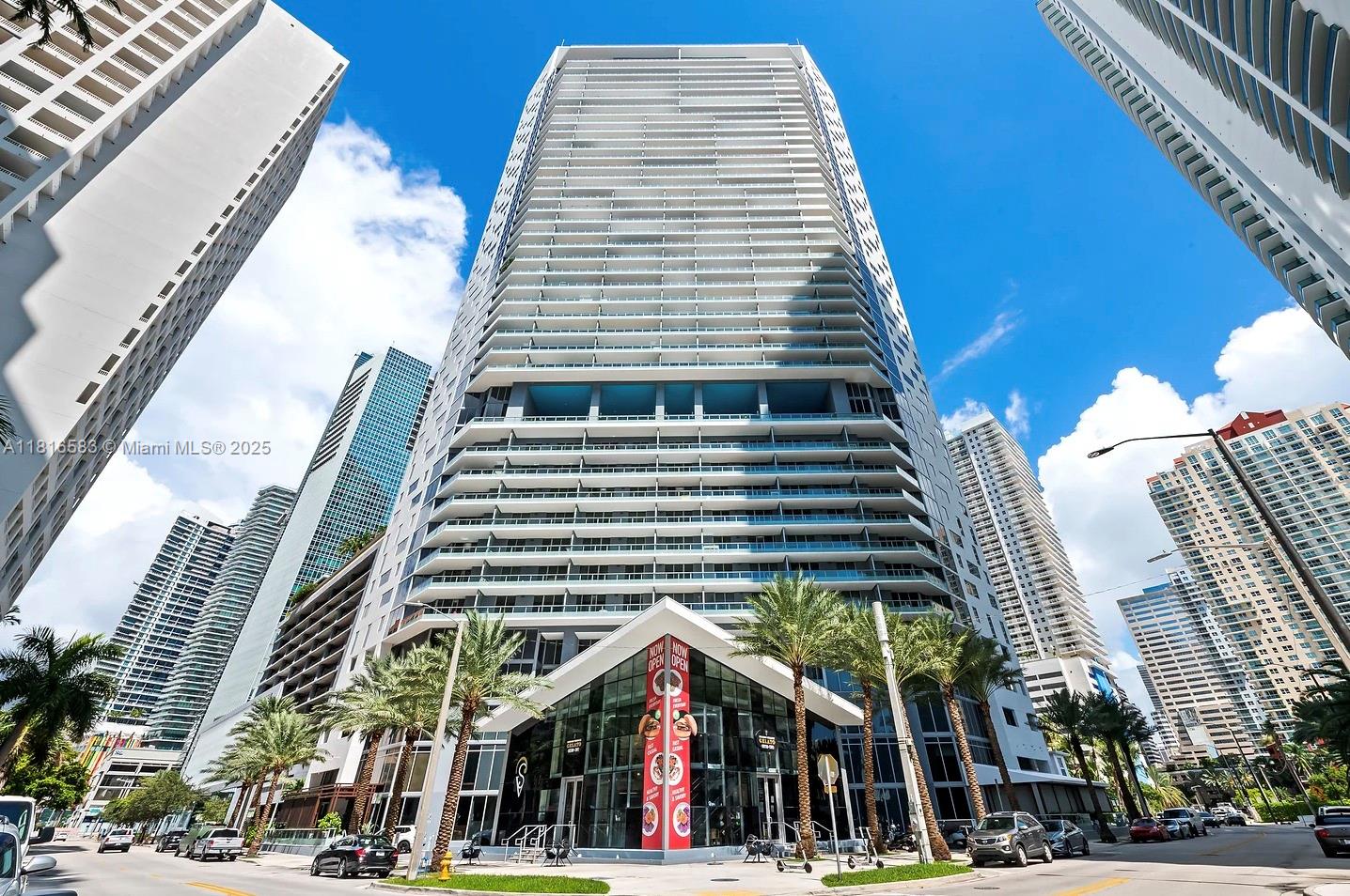 1300 Brickell Bay Dr #906, Miami FL 33131