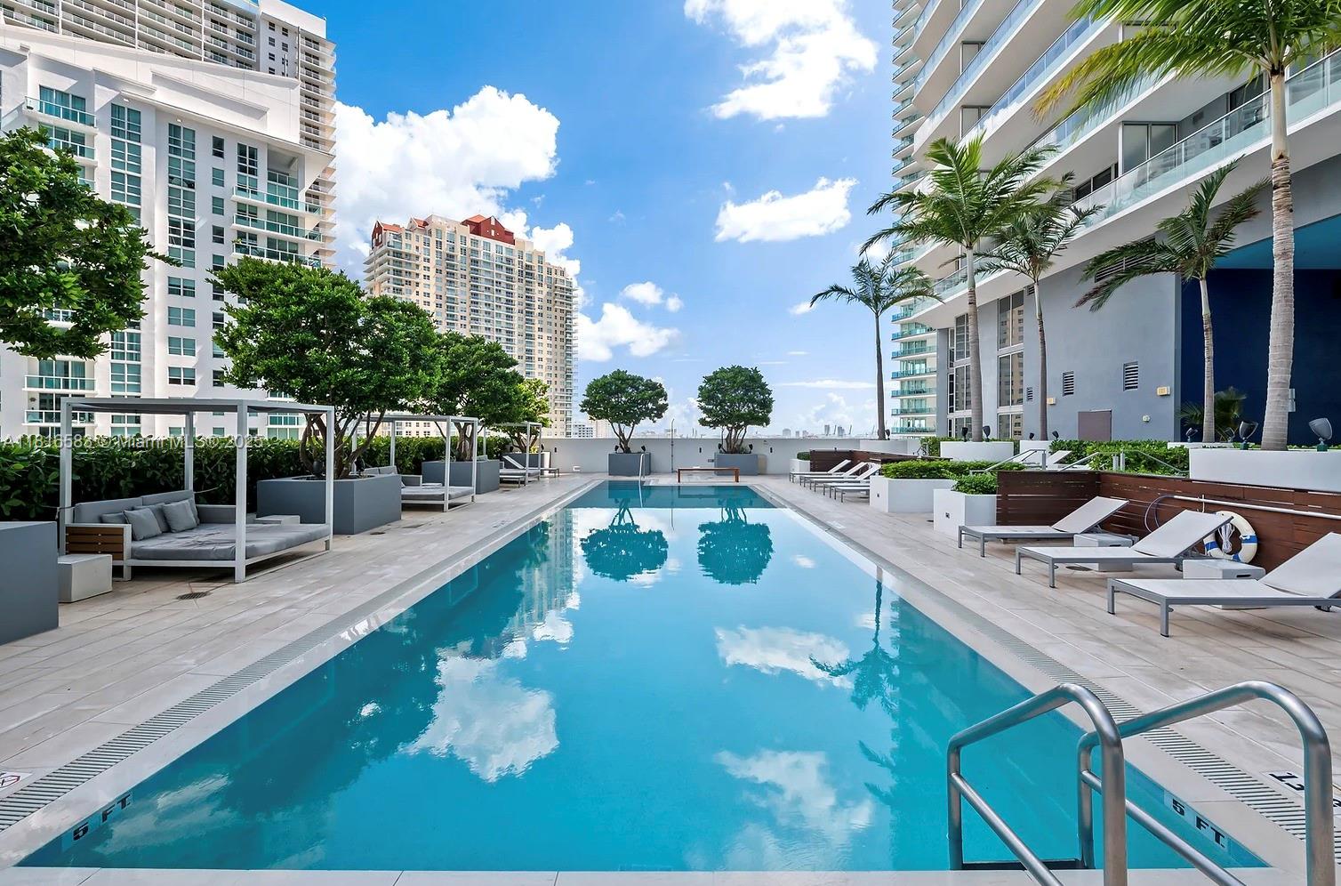 1300 Brickell Bay Dr #906, Miami FL 33131
